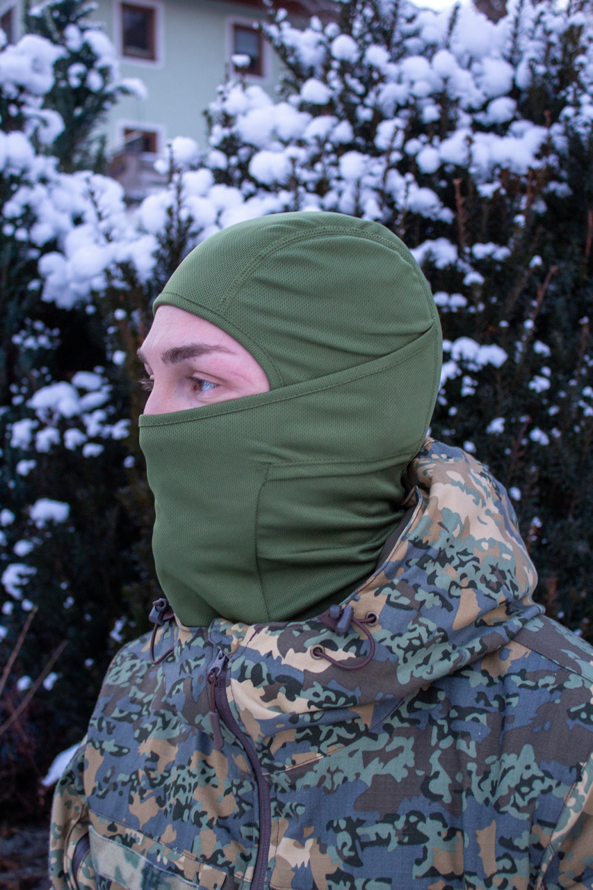 ESSENTIAL Balaclava