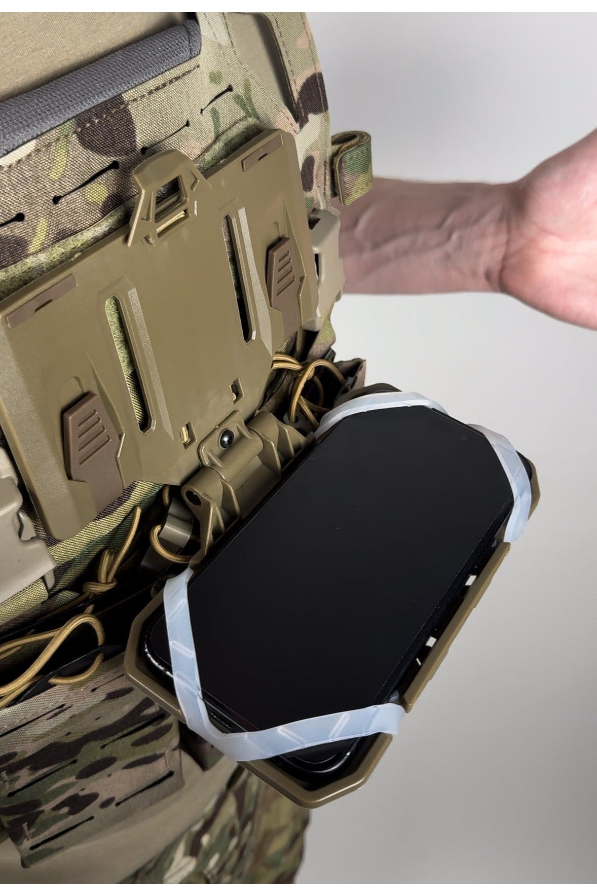 Taktischer Smartphone-Halter für MOLLE oder Gürtel