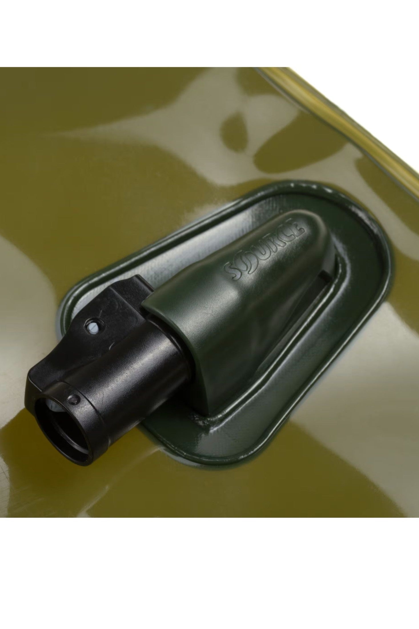 Source WLPS LOW PROFILE 3L HYDRATION SYSTEM