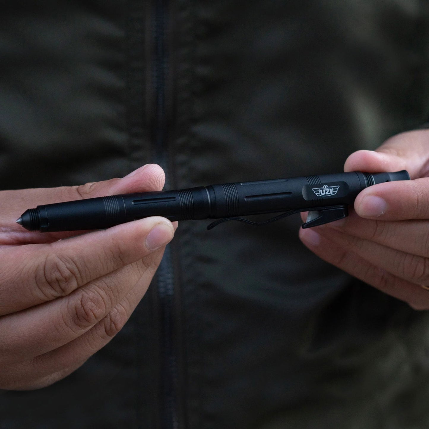 Tactical Utility Pen with Cutter - INVICTUSLEGIO